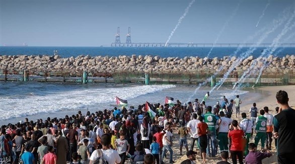 تجمع احتجاجي لفلسطينيين على أحد شواطئ غزة (أرشيف)