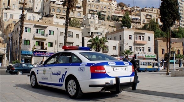 سيارة للشرطة في أحد الشوارع الأردنية (أرشيف)
