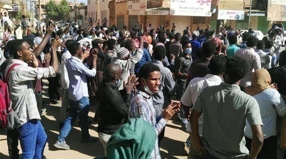جانب من الاحتجاجات التي خرجت في السودان (تويتر)
