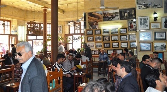 مقهى الشابندر الشهير في بغداد.(أرشيف)