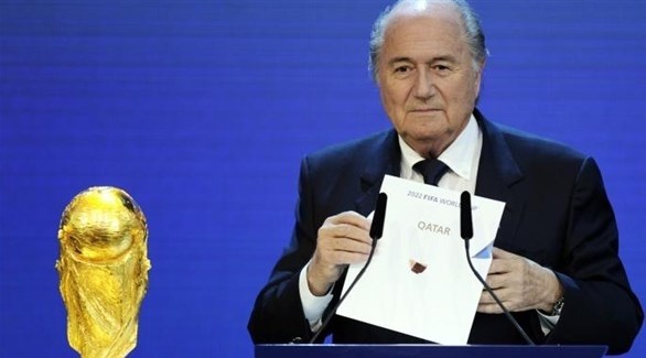 الرئيس السابق لفيفا جوزيف بلاتر يكشف اسم قطر الفائزة باستضافة بطولة 2020 (أرشيف)