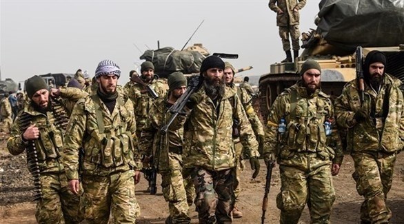 مقاتلون من قوات سوريا الديمقراطية في دير الزور (أرشيف)