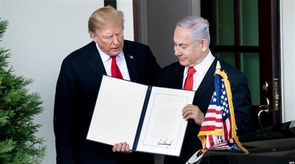 الرئيس الأمريكي دونالد ترامب ورئيس الوزراء الإسرائيلي بنيامين نتانياهو.(أف ب)
