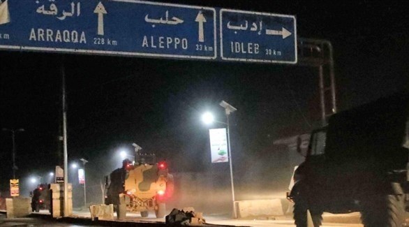 شاحنات عسكرية سورية على تقاطع إدلب وحلب (أرشيف)