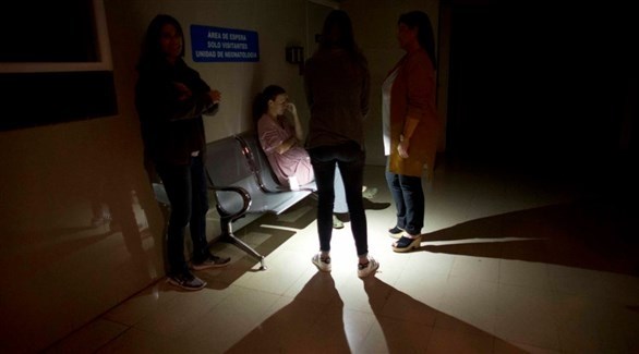 فنزويليون في الظلام بأحد المستشفيات (أرشيف)