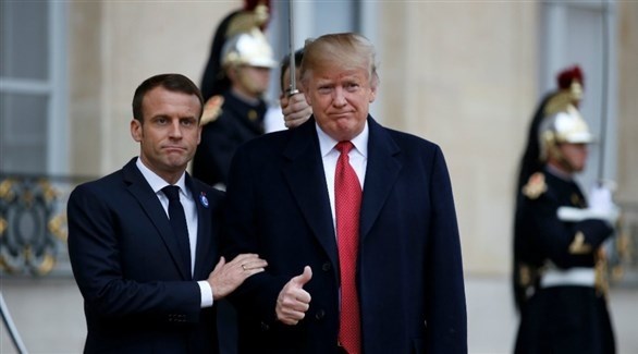 الرئيس الفرنسي إيمانويل ماكرون ونظيره الأمريكي دونالد ترامب (أرشيف)