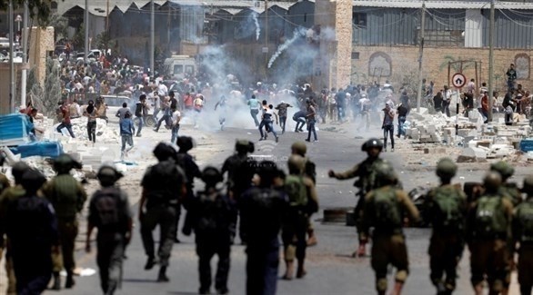 مواجهات بين فلسطينيين وجنود الاحتلال الإسرائيلي في نابلس (أرشيف)
