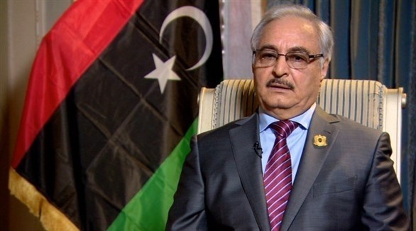 قائد الجيش الليبي المشير خليفة حفتر (أرشيف)