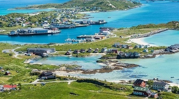 جزيرة سوماروي في النرويج (ديلي ميل)