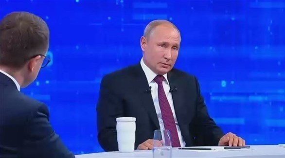 الرئيس الروسي فلادمير بوتين متحدثاً في برنامجه التلفزيوني اليوم الخميس (روسيا توداي)
