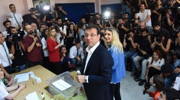 مرشح المعارضة التركية الفائز برئاسة بلدية إسطنبول أكرم إمام أوغلو (أرشيف)