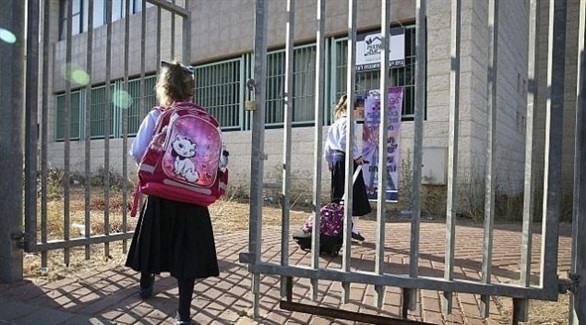 طفلة إسرائيلية في مدرسة بإحدى المستوطنات (أرشيف) 