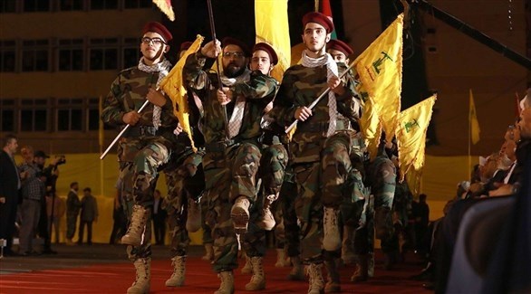 مقاتلون من حزب الله في عرض عسكري.(أرشيف)