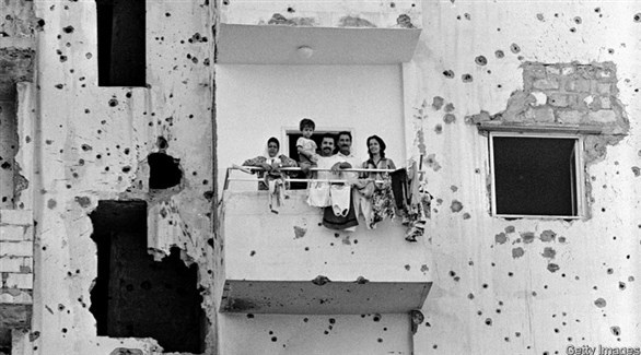 آثار الحرب على أحد مباني بيروت.(أرشيف)