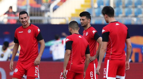 لاعبو المنتخب التونسي (رويترز)