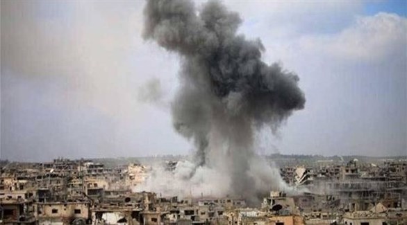 انفجار إثر غارة جوية على إدلب السورية (أرشيف)