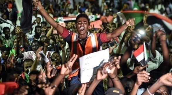 متظاهرون سودانيون في الخرطوم (أرشيف)