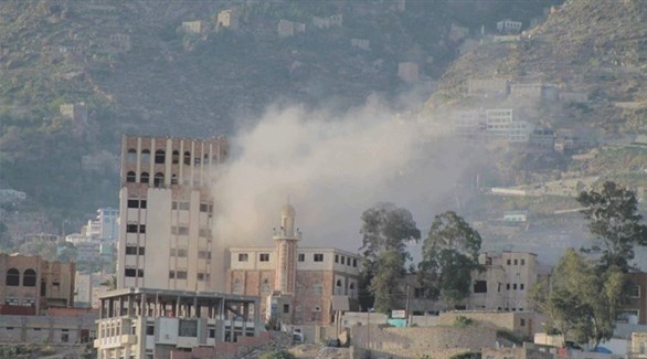 قصف حوثي على مدينة تعز اليمنية (أرشيف)