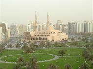 قصة جامع| بالصور: "الملك فيصل" أكبر مسجد في قلب الشارقة 