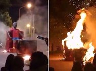 جماهير أرجنتينية تحتفل بالعام الجديد بحرق دمية لفيدال