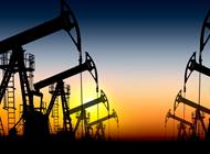 ليبيا تخطط لزيادة إنتاجها النفطي إلى 900 ألف برميل يومياً