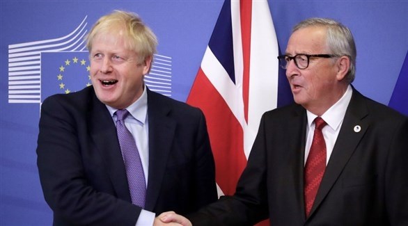 رئيس المفوضية الأوروبية جان كلود يونكر ورئيس الوزراء البريطاني بوريس جونسون (أرشيف)