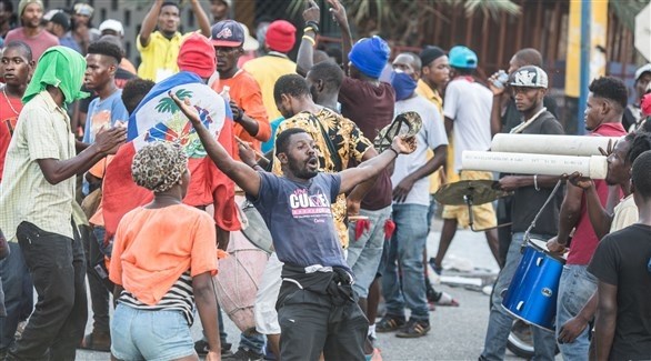 متظاهرون في بور أو برنس ضد رئيس هايتي (أ ف ب)