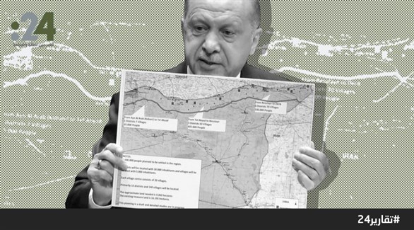 الرئيس التركي رجب طيب أردوغان يعرض خريطة "المنطقة الآمنة" في سوريا 
