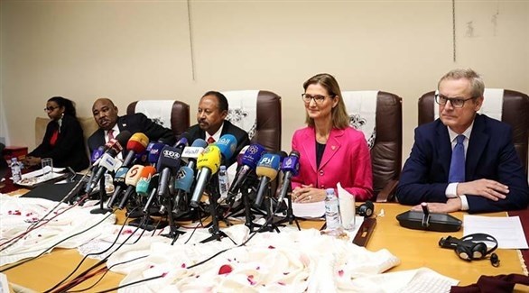 رئيس الوزراء السوداني عبدالله حمدوك في افتتاح مؤتمر أصدقاء السودان (سونا)