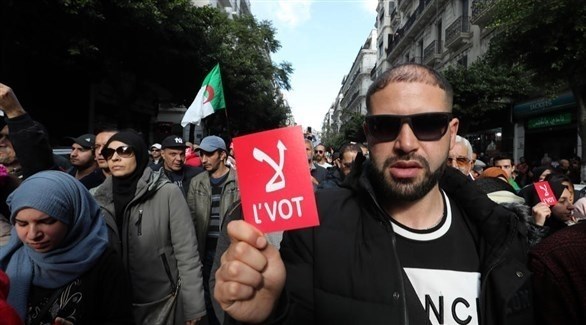 جانب من الاحتجاجات في الجزائر (إ ب أ)