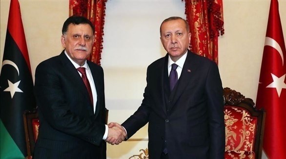 أردوغان وفائز السراج (أرشيف)
