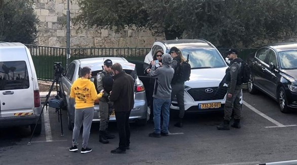 الأمن الإسرائيلي خلال اعتقاله فريق تلفزيون فلسطين (24)