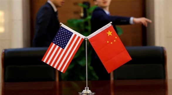 العلمان الصيني والأمريكي (أرشيف)