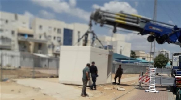 السلطات الإسرائيلية تنشر غرفاً محصنة في قطاع غزة (تويتر)