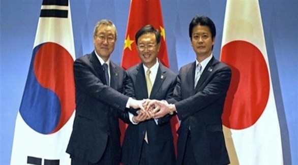  وزراء خارجية الصين واليابان وكوريا الجنوبية (أرشيف)