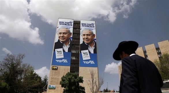 ملصقات انتخابية لرئيس الوزراء الإسرائيلي بنيامين نتانياهو في تل أبيب (أرشيف)