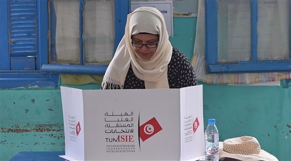 جانب من العملية الانتخابية في تونس (أ ف ب)