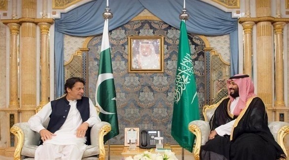 الأمير محمد بن سلمان ورئيس الوزراء الباكستاني عمران خان (أرشيف)