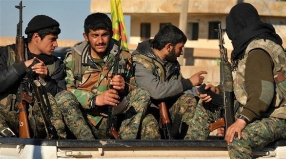 مقاتلون من وحدات حماية الشعب الكردية.(أرشيف)