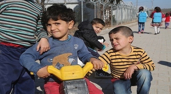 أطفال أتراك في مدينة صفيح (يونيسيف)