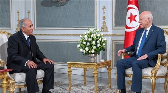 الرئيس التونسي قيس سعيّد ورئيس الحكومة المكلف الحبيب الجملي (تويتر)