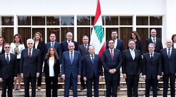 الفريق الوزراي في لبنان مع الرئيس ميشال عون (أرشيف)