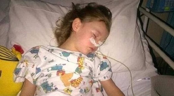 الطفلة ليبي واكر بعد خضوعها لجراحة أنقذت حياتها (ديلي ميل)