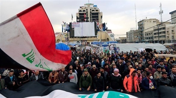 متظاهرون عراقيون في ميدان التحرير وسط بغداد (أرشيف)
