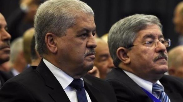 رئيسا الحكومة الجزائرية السابقان أحمد أويحي يمين وعبد المالك سلال يسار (أرشيف)