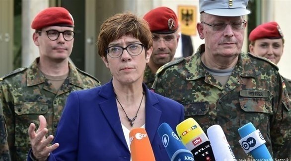 وزيرة الدفاع الألمانية انيغريت كرامب كارنباور (ارشيف)