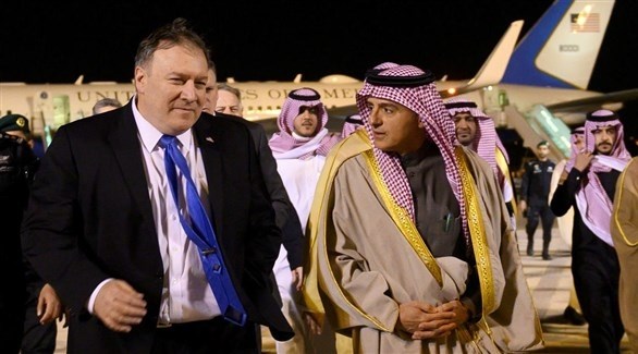 وزير الخارجية الأمركي مايك بومبيو خلال وصوله إلى السعودية (أرشيف)