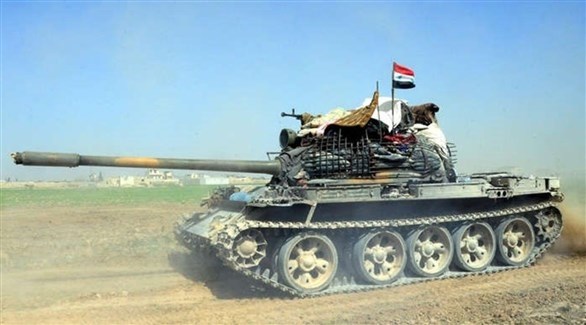 دبابة تابعة للجيش السوري على مشارف إدلب (أرشيف)