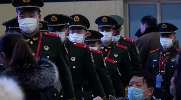عناصر من الأمن الصيني في مطار بكين الدولي (أرشيف)