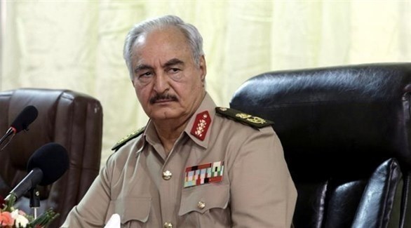 قائد الجيش الليبي المشير خليفة حفتر (أرشيف)